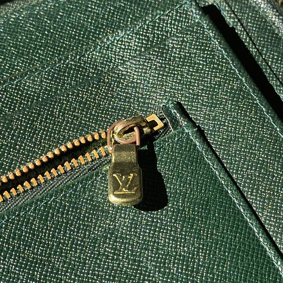 Authentic Louis Vuitton Atoll Epi Taiga Long Wallet M30654 - Picture 7 of 9